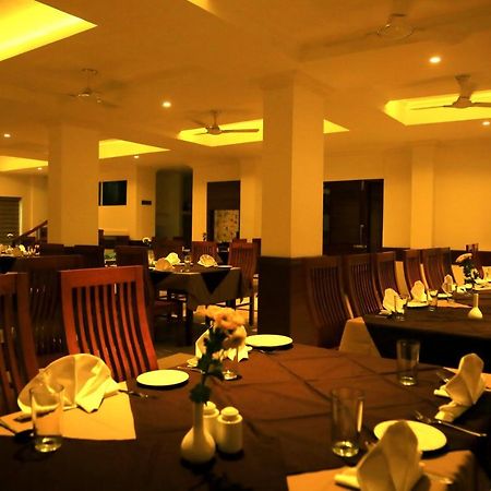 Hotel Victoria International Kattappana 外观 照片